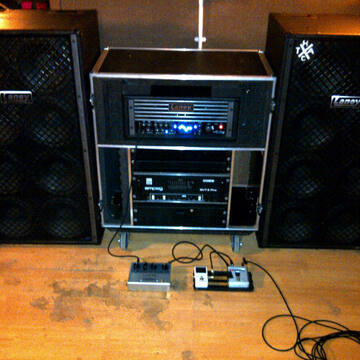 Tarrant Anderson (Sleeping Souls) Bass Setup
